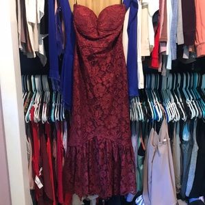 Lulus Maroon small strapless dress midi